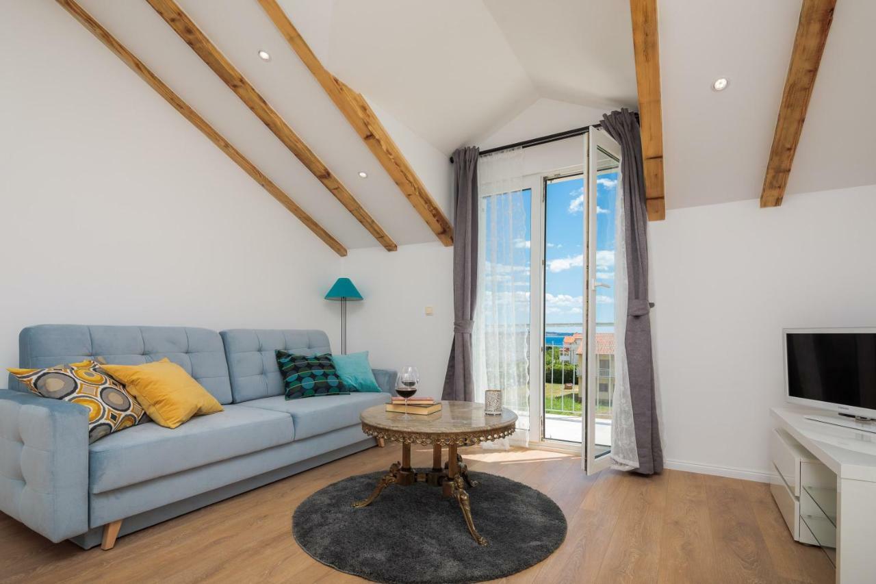 Otium Apartment Kastela Bagian luar foto