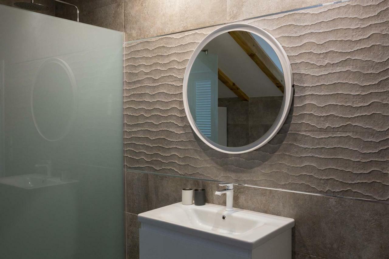 Otium Apartment Kastela Bagian luar foto